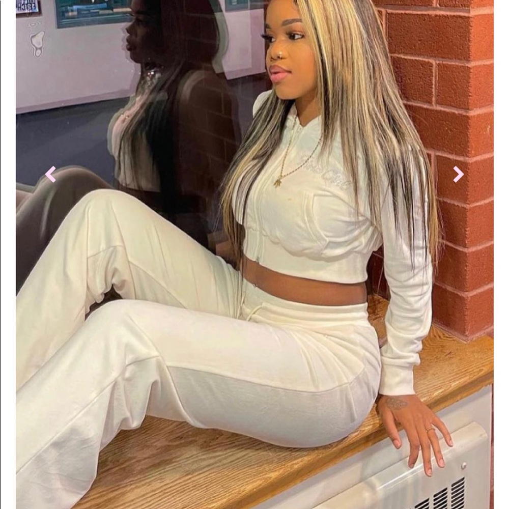 Fine girl cream velvet tracksuit small
